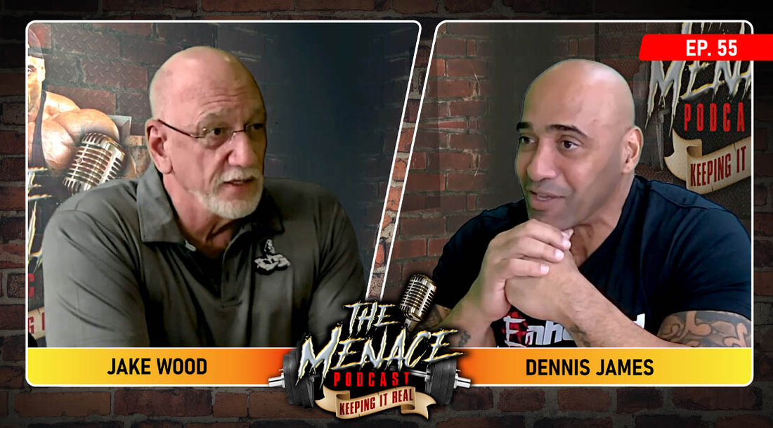 Viele Bodybuilding- und Fitnessfans kennen Jake Wood als Besitzer des Olympia. Dank der Bemühungen von Wood und seinem Team hat Olympia ein neues Niveau an Prestige, Größe und Bekanntheit erreicht. Bodybuilding mag Jake Wood jetzt mehr bewusst sein, aber er war sich des Bodybuildings schon lange bewusst, bevor er den Olympia kaufte oder sogar bevor er anfing Flügel der Stärke. Er erzählte Dennis James in einer kürzlich erschienenen Folge von Der Bedrohungs-Podcast dass er zum Sport kam, als er als Teenager Fußball spielte. „Ich erinnere mich, dass ich mit 16 Jahren endlich alt genug war, um ins Fitnessstudio von Don …