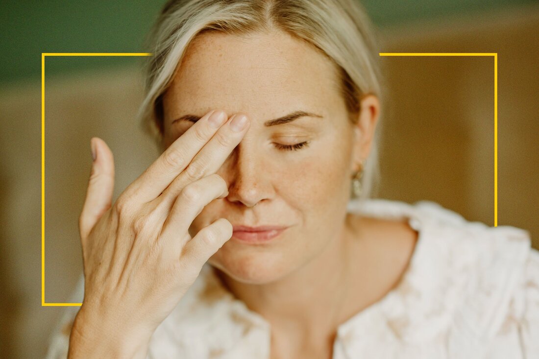 In diesem Artikel Alle ansehen In diesem Artikel Was genau ist EFT Klopfen? Was bewirkt Klopfen? Funktioniert tippen? Wozu ist Klopfen hilfreich? Sollten Sie also EFT-Klopfen ausprobieren?