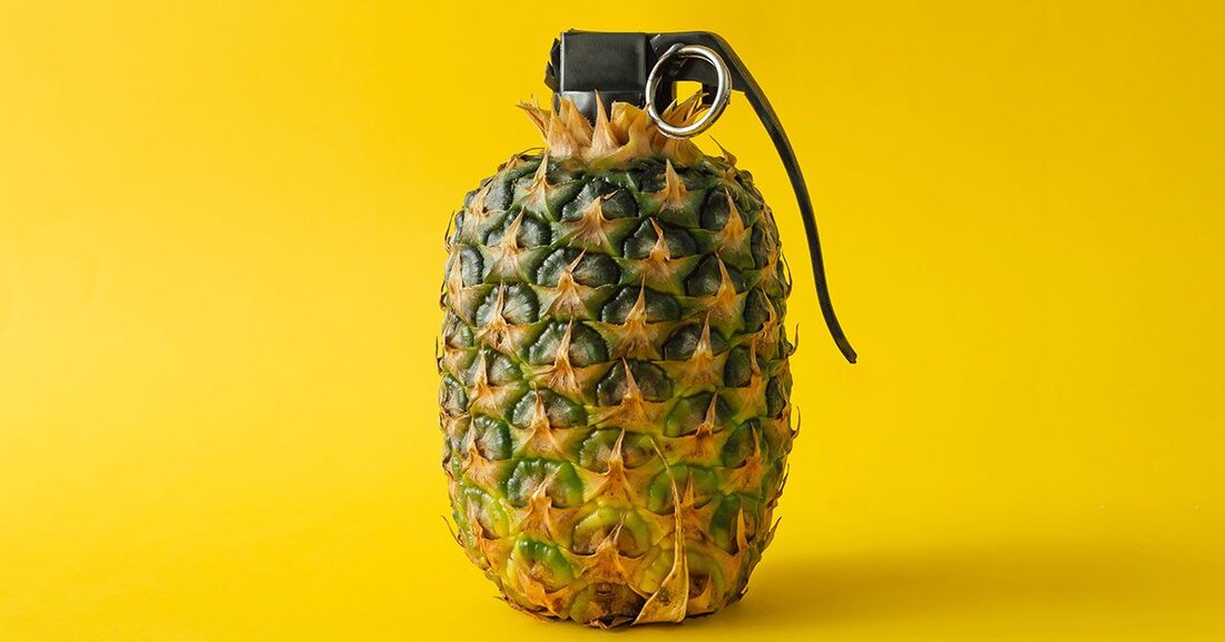 Diäten mögen sich zum Besseren wenden – die größten „Diät“-Trends des Jahres 2018 drehten sich mehr um gesunde Essgewohnheiten als ums Abnehmen – aber das bedeutet nicht, dass strenge Diäten der Vergangenheit angehören. Nehmen Sie zum Beispiel die wahnsinnige Popularität der ketogenen Ernährung. Oder das Wiederaufleben einer seltsamen Diätmode aus dem Jahr 2015 namens Militärdiät, einer dreitägigen Diät, die dank einer zufälligen Auswahl an Lebensmitteln wie Eiscreme, Toast und Hot Dogs einen Gewichtsverlust von 10 Pfund verspricht. Ist dieser dreitägige Militärdiätplan das Geheimnis für schnellen Gewichtsverlust, oder ist alles nur Schwindel? Hier teilen Diätassistenten und Ernährungsexperten, was Sie über die …