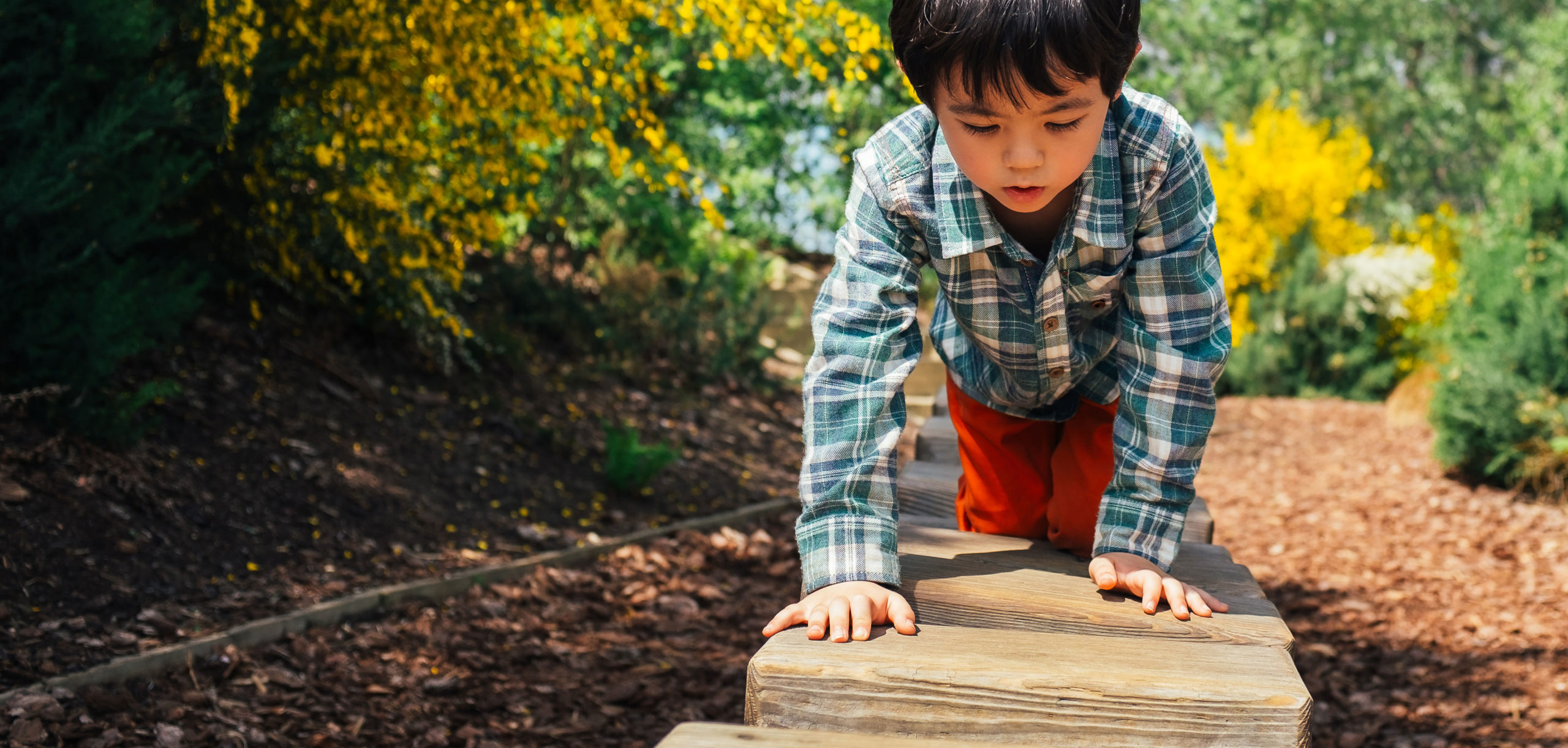 Einfache Hindernisparcours für Kinder