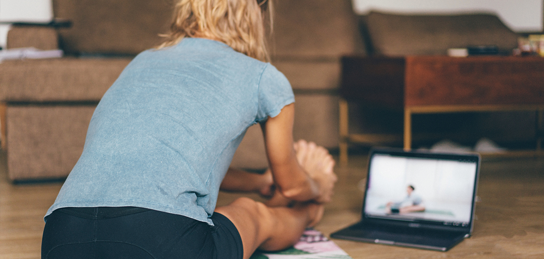 Übung zu Hause mit YouTube: Zu vermeidende Videos und zu beobachtende Videos