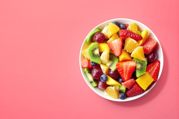 Ernährungsrichtlinien für Frauen nach der Geburt + 9 köstliche nährstoffreiche Lebensmittel