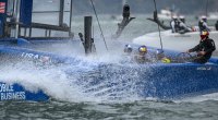Skipper für SailGP Jimmy Spithill segelt auf einem F50-Katamaran