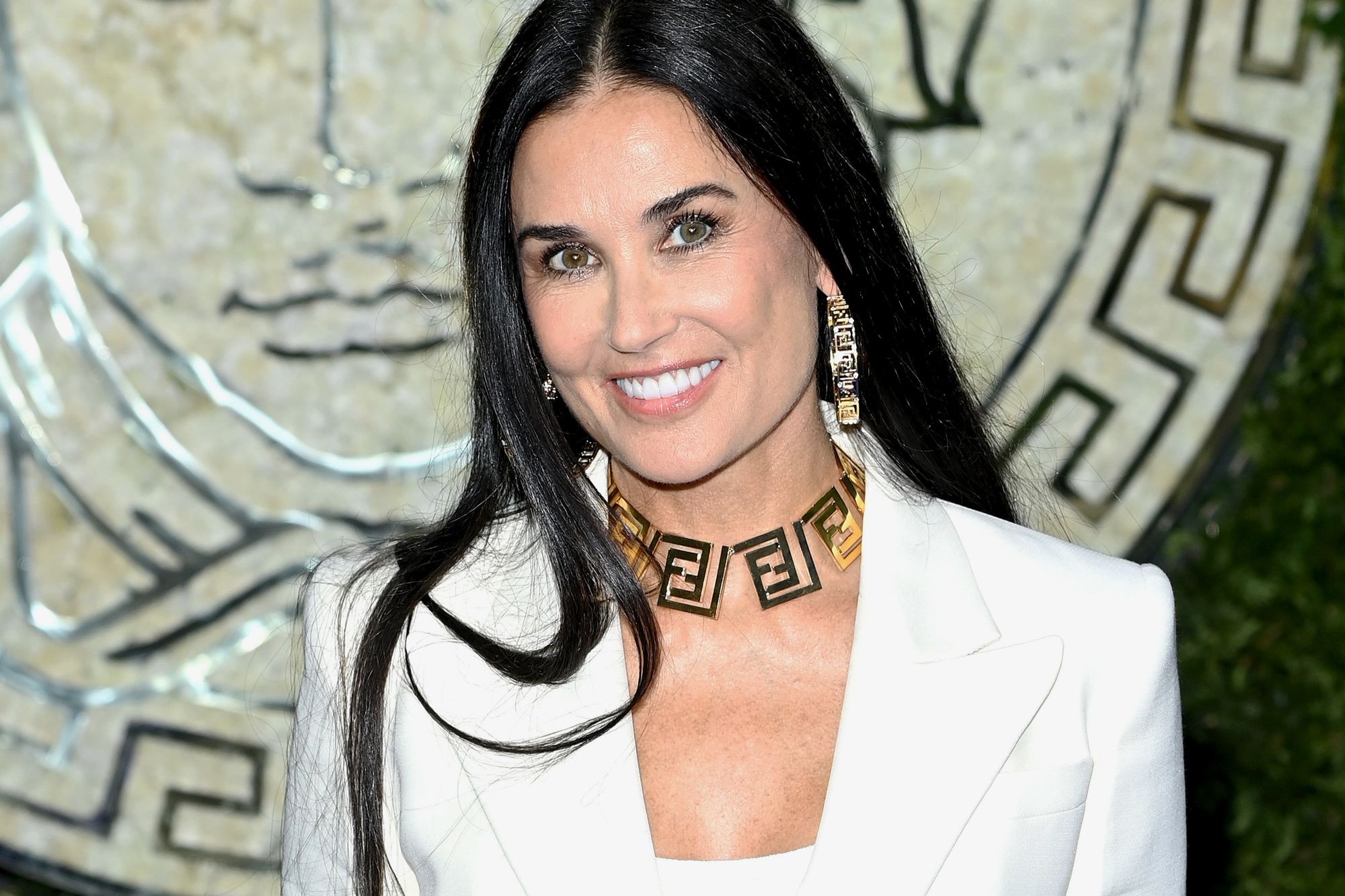 Demi Moore stellt die Vorstellung in Frage, dass Frauen mit zunehmendem Alter weniger begehrenswert werden