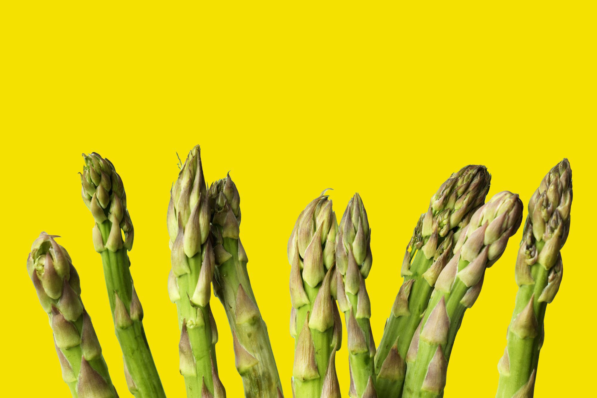 Diese gesundheitlichen Vorteile von Spargel machen stinkenden Urin absolut lohnenswert