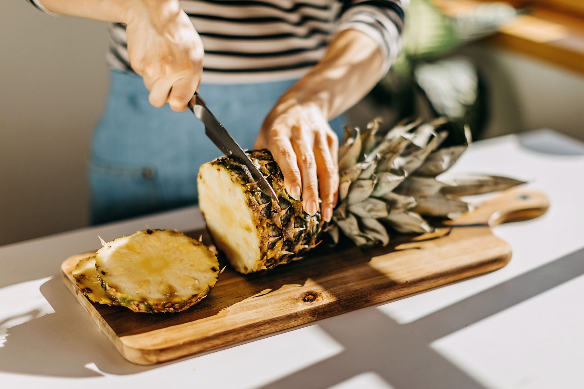 Gesundheitliche Vorteile von Ananas, die die Vorbereitungsarbeit lohnenswert machen