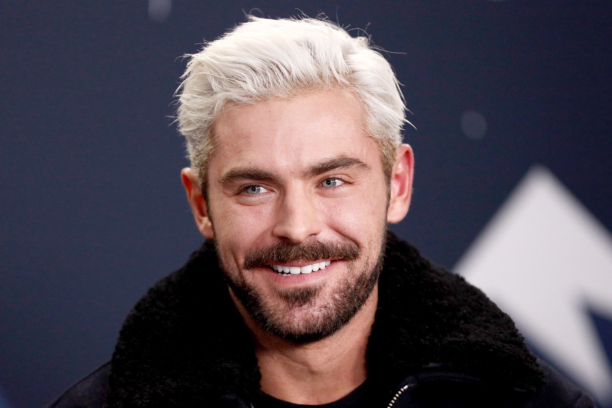 Zac Efron gab zu, dass es Übertraining und Diuretika brauchte, um seinen „Baywatch“-Körper zu bekommen