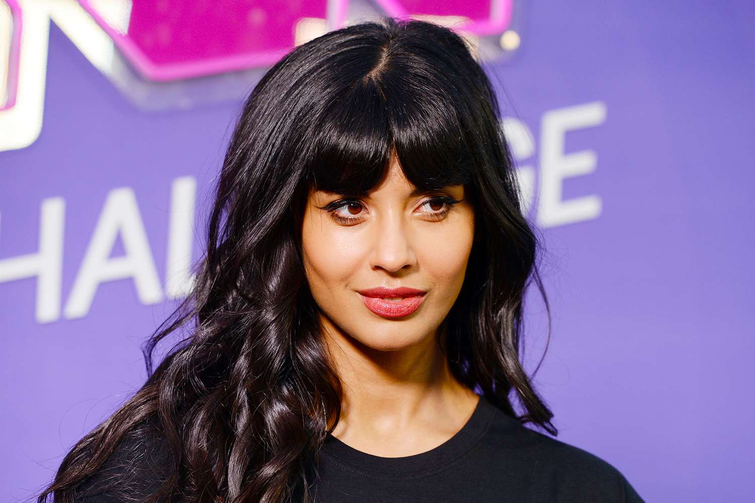 Jameela Jamil ist nicht für Leute da, die Körpertypen als Trends propagieren