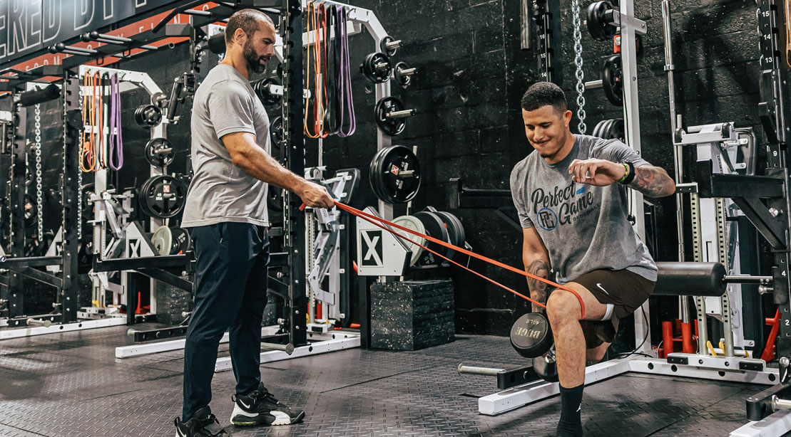 Supertrainer Nick Soto verwandelt Stars in Legenden