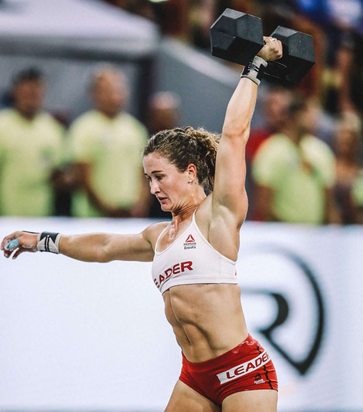 Badass CrossFit Sportlerinnen, denen Sie auf Instagram folgen sollten