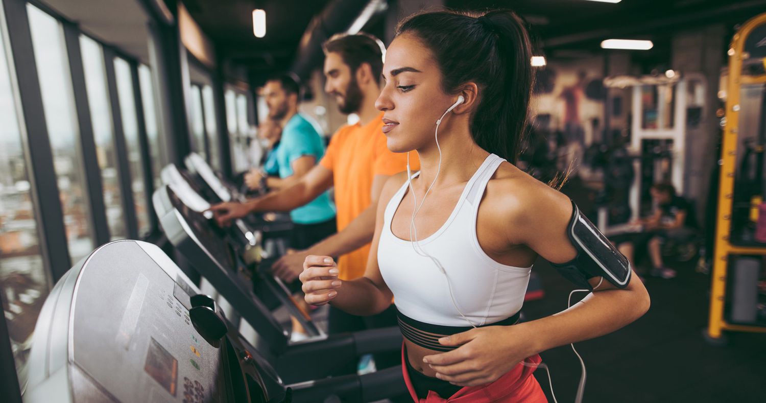 Dieses 20-minütige HIIT-Lauftraining baut Geschwindigkeit in 4 Wochen auf