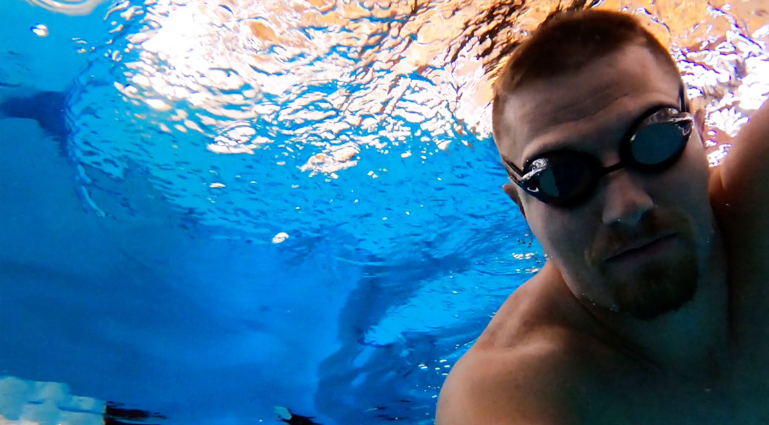 Ben Beard ist auf der Suche, anderen zu helfen, indem er den Ärmelkanal durchschwimmt